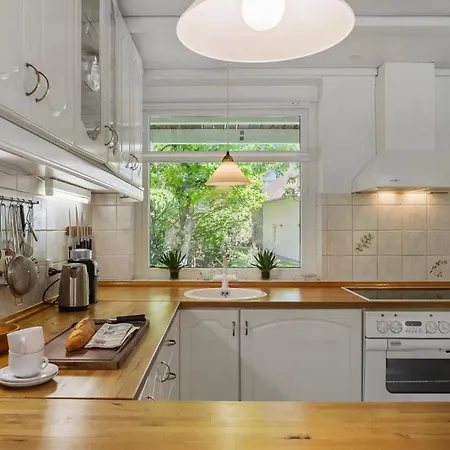 Σπίτι διακοπών 3 Bedroom Cozy In