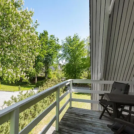3 Bedroom Cozy In Semesterbostad *